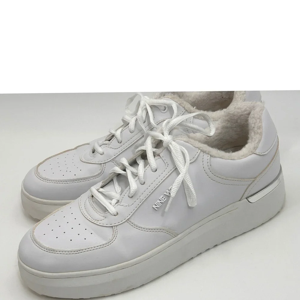 Nine West Womens Cuddly Lace Up Sneakers Size 11 White Lined Leather Look